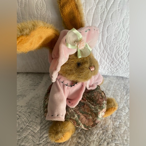🐰🌸 VINTAGE HUGFUN INT’L INC. BUNNY RABBIT PLUSH! DATED 2001! JOINTED! - Picture 3 of 9